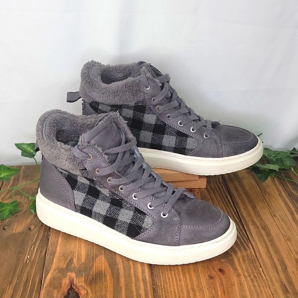 Marc Fisher. Fellow. Women's Size 10. Buffalo Plaid. EUC